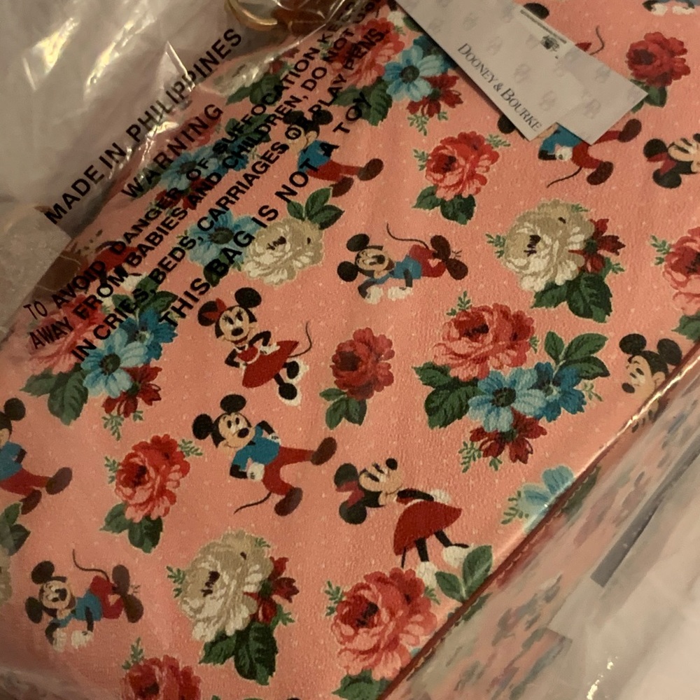 Disney dooney & bourke Mickey Minnie rose tote bag